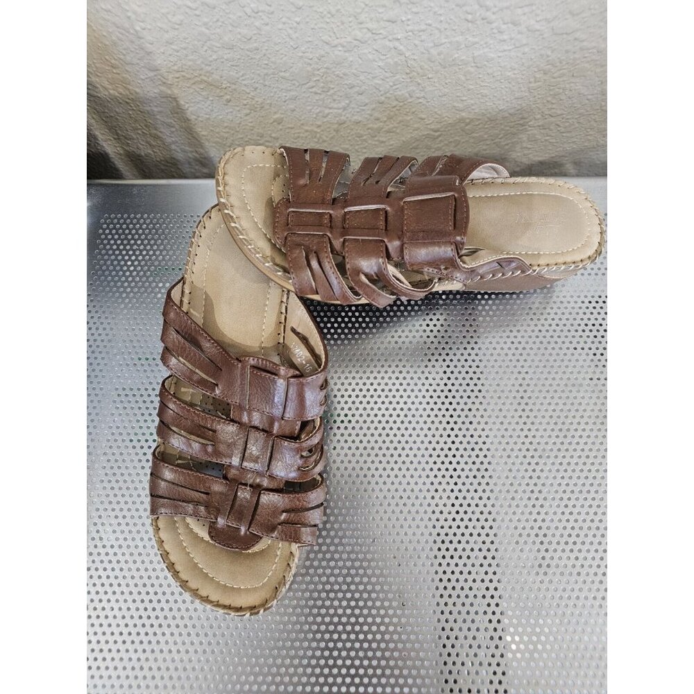 Lady Godiva Brown Strappy Slip On Sandals Shoes Women's Size 7